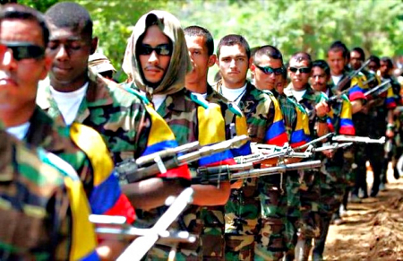 Miles de mercenarios colombianos se dirigen a Ucrania